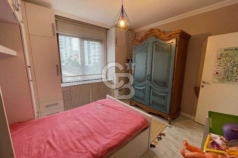 KAŞÜSTÜ GOLD EVLERİNDE ÖZEL YAPIM DENİZ MANZARALI SATILIK DAİRE