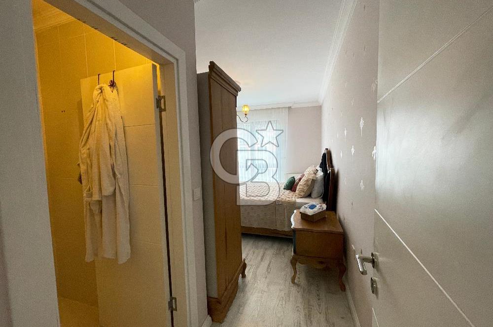 KAŞÜSTÜ GOLD EVLERİNDE ÖZEL YAPIM DENİZ MANZARALI SATILIK DAİRE