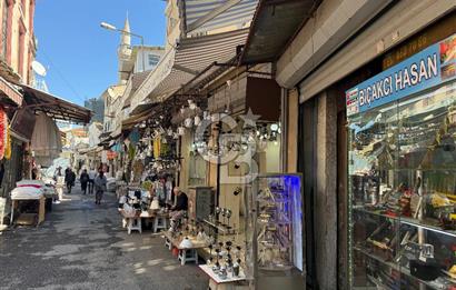 izmir kemeraltın'da satılık 2 katlı işyeri