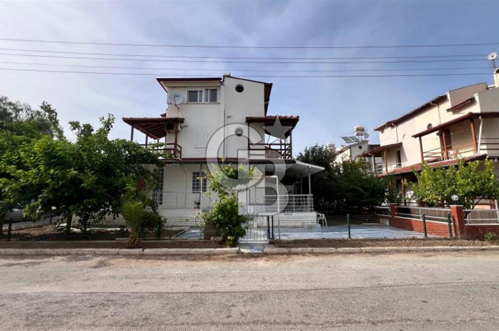 SEFERİHİSAR DOĞANBEY'İN GÖZDE SİTESİ MELTEMTUR'DA YAZ KIŞ KULLANIMA UYGUN VİLLA
