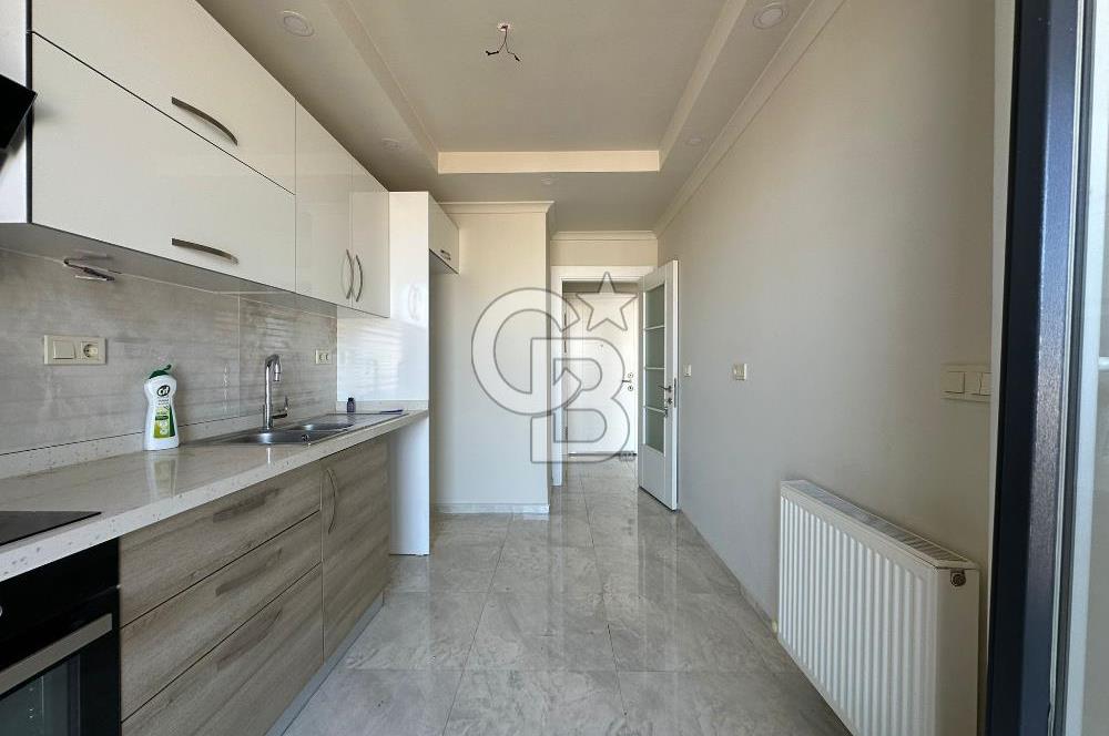 SUADİYE MİNİBÜS CADDESİNE 3.BİNADA ETRAFI AÇIK 3+1 95 M2 NET