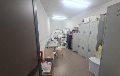 Kadıköy Acıbadem Mah. KDV Avantajlı Kiralık 371 m2 dükkan