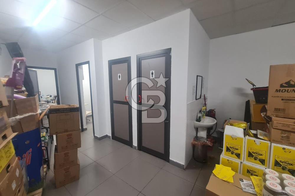 Kadıköy Acıbadem Mah. KDV Avantajlı Kiralık 371 m2 dükkan
