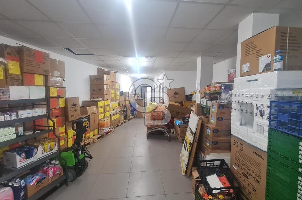 Kadıköy Acıbadem Mah. KDV Avantajlı Kiralık 371 m2 dükkan