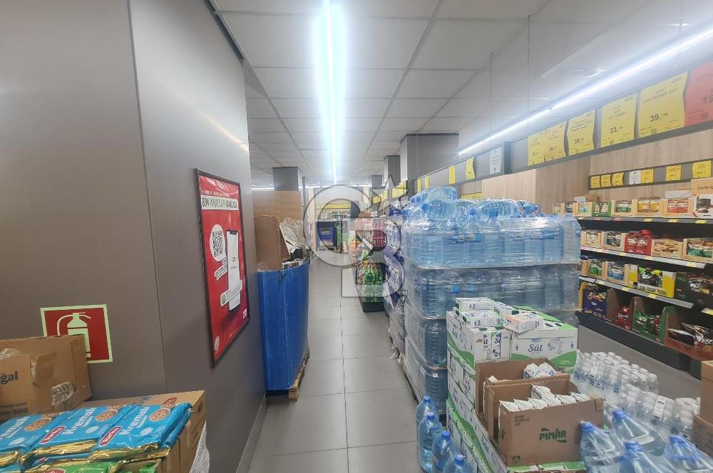 Kadıköy Acıbadem Mah. KDV Avantajlı Kiralık 371 m2 dükkan