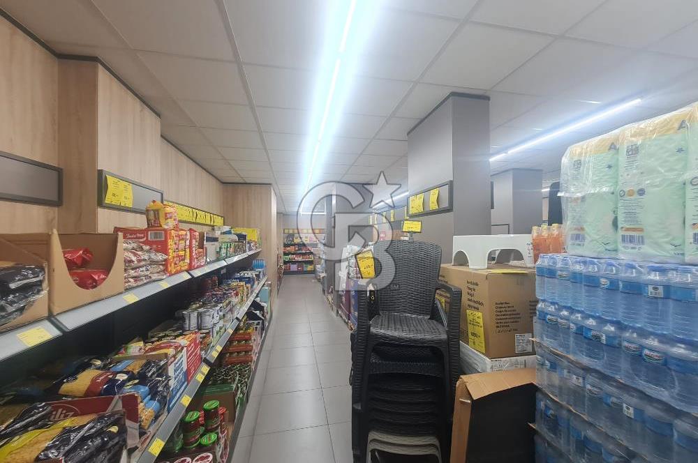 Kadıköy Acıbadem Mah. KDV Avantajlı Kiralık 371 m2 dükkan