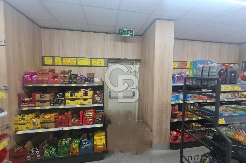 Kadıköy Acıbadem Mah. KDV Avantajlı Kiralık 371 m2 dükkan