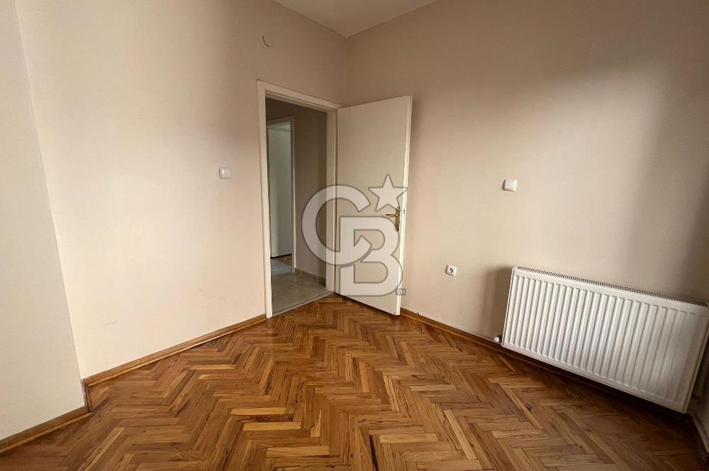 ÇANKAYA GÜVENEVLER MAH. KIBRIS SOKAK KİRALIK ÖN CEPHE 3+1