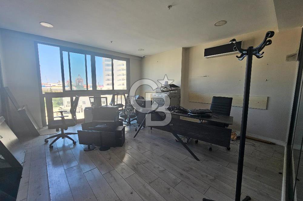 Mersin Akdeniz Liman B Kapısı Karşısı Plazada Kiralık Ofis