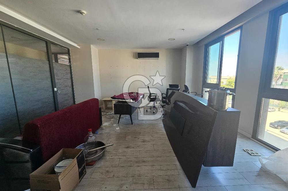 Mersin Akdeniz Liman B Kapısı Karşısı Plazada Kiralık Ofis
