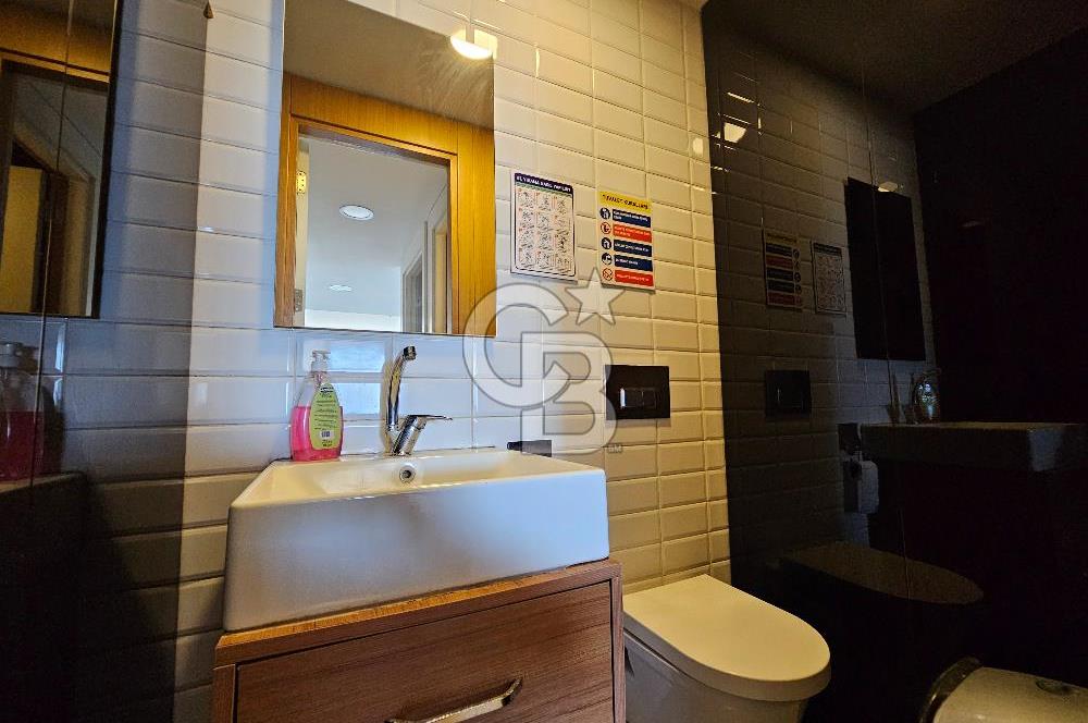 Mersin Akdeniz Liman B Kapısı Karşısı Plazada Kiralık Ofis