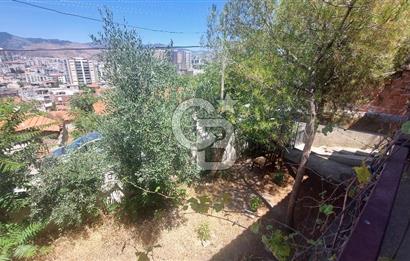 Karşıyaka Cumhuriyet Mahallesi Satılık Müstakil Ev