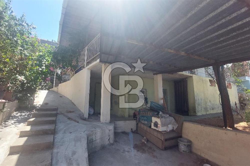 Karşıyaka Cumhuriyet Mahallesi Satılık Müstakil Ev