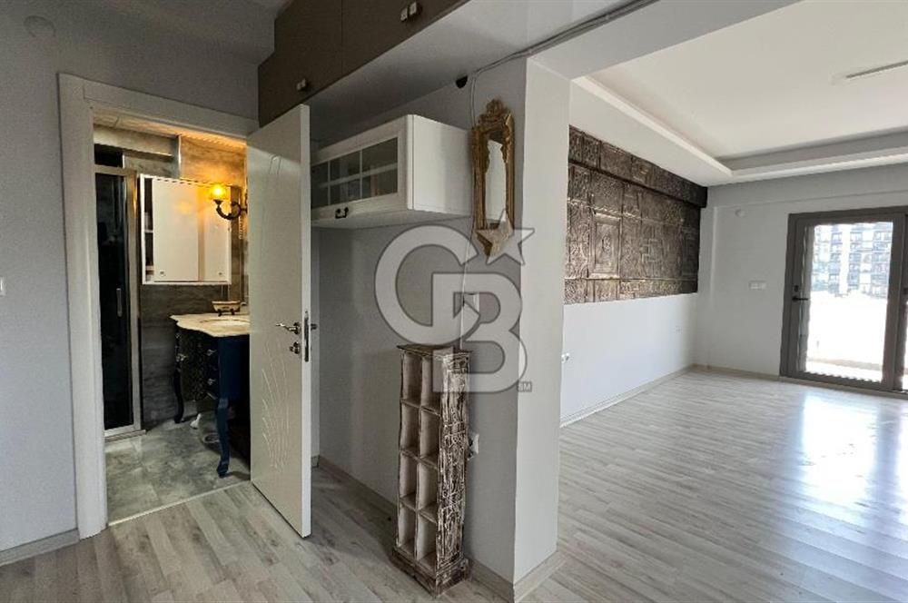 Çiğli Anadolu Caddesi Üzerinde Satılık 3+1 Teraslı Tasarım Daire