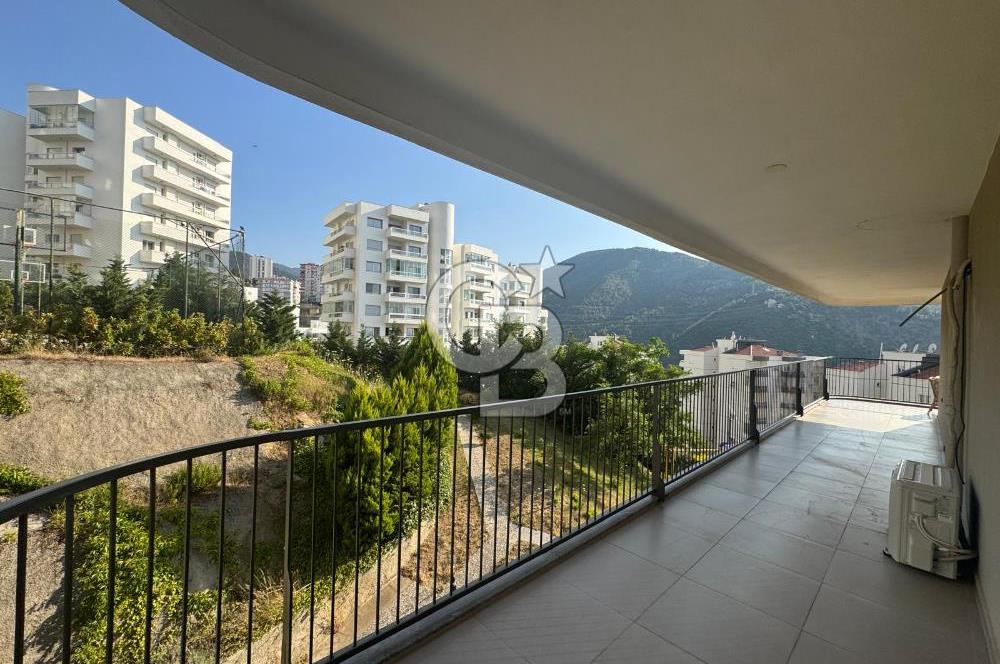 Narlıdere Vitalia Sitesi,Eşsiz Yaşam Alanı ile 2+1 Satılık Daire