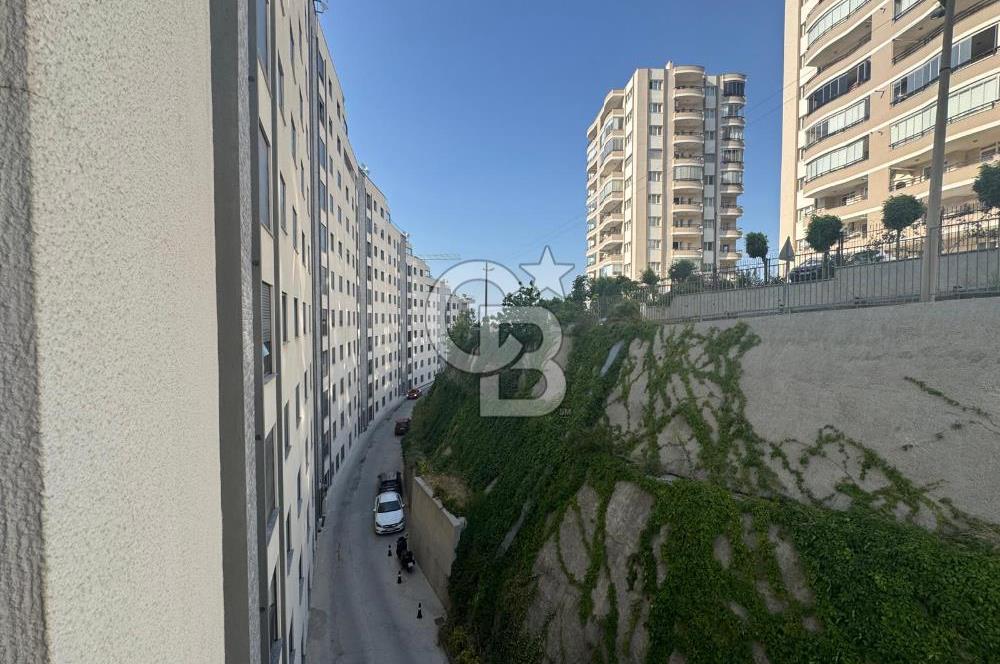 Narlıdere Vitalia Sitesi,Eşsiz Yaşam Alanı ile 2+1 Satılık Daire