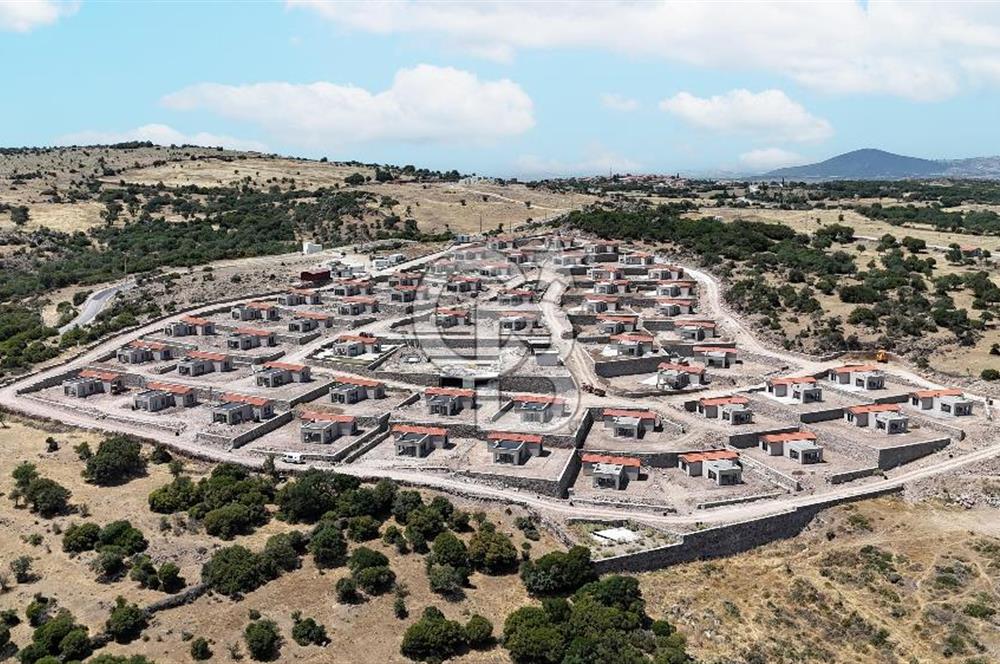 ASSOS BALABANLI KÖYÜNDE DENİZ MANZARALI SATILIK 3+1 MÜSTAKİL EV