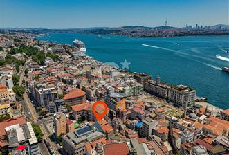 Fırsat Satılık Karaköy Yatırımlık Tüm iş kollarına uygun 4 Katlı Bina