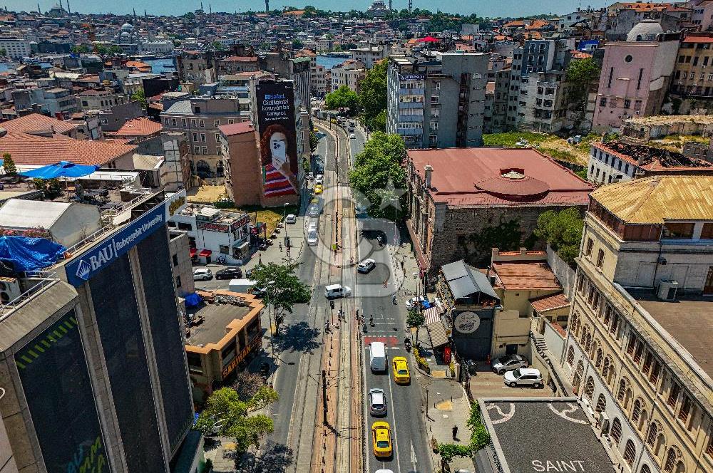 Fırsat Satılık Karaköy Yatırımlık Tüm iş kollarına uygun 4 Katlı Bina