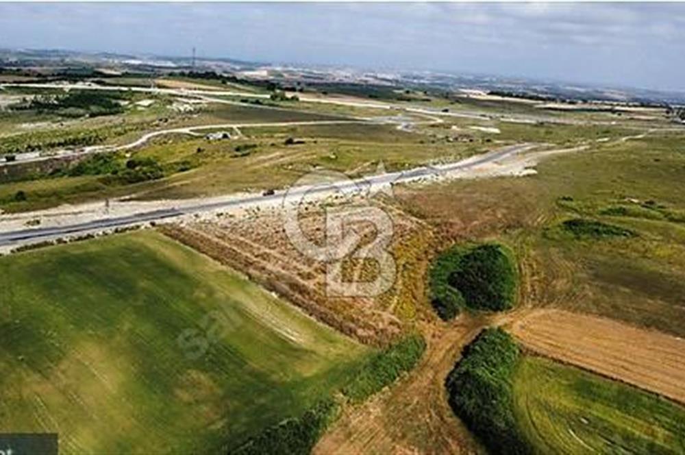 Arnavutköy Yassıörende İmar Planına Yakın Müstakil 4562 m² Tarla