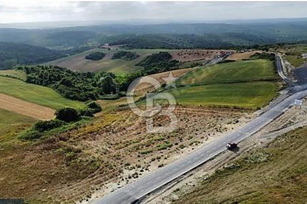 Arnavutköy Yassıörende İmar Planına Yakın Müstakil 4562 m² Tarla
