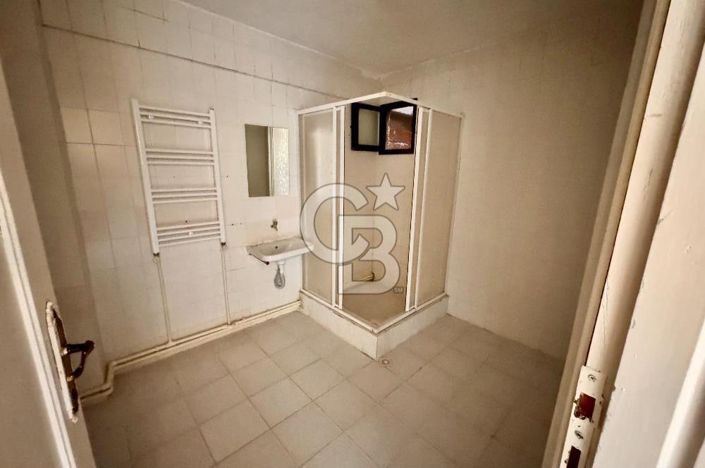 Bornova inönü mahallesi şehit şanlı lisesi yakını 3+1 kiralık daire 