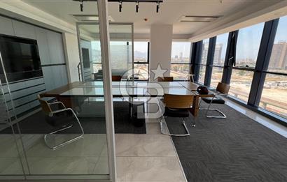 Megapol Çarşı Kule'de Şehir Manzaralı Kiralık Ofis