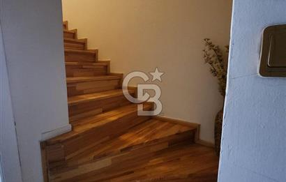 BATIKENT SİYASAL 2 SİTESİNDE ANA CADDEDE 5+1 SATILIK TRİPLEKS