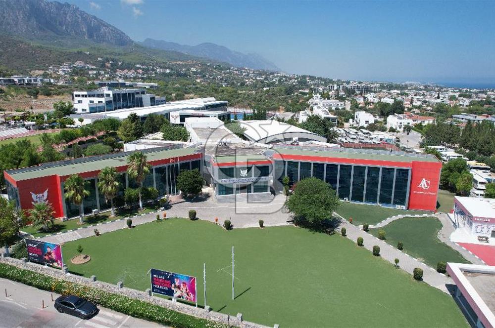 Kıbrıs Girne Karaoğlan Bölgesinde Satılık 1935 m2 Villa Yapımına Uygun Arazi