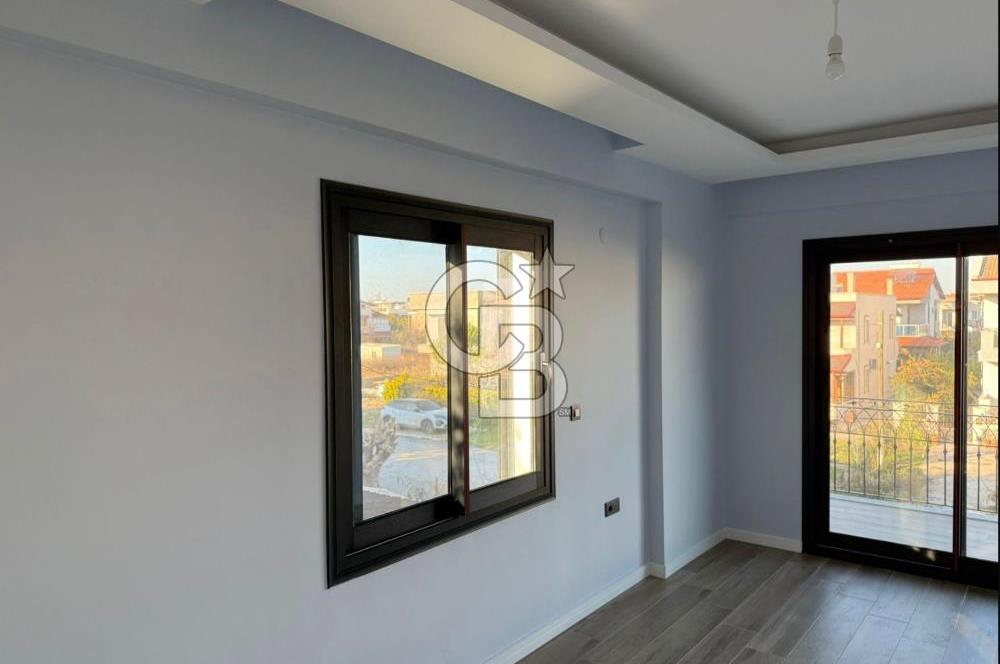 Urla Çeşmealtı Atatürk Mahallesinde Satılık Müstakil Villa