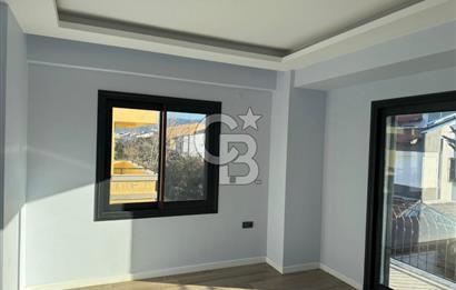 Urla Çeşmealtı Atatürk Mahallesinde Satılık Müstakil Villa