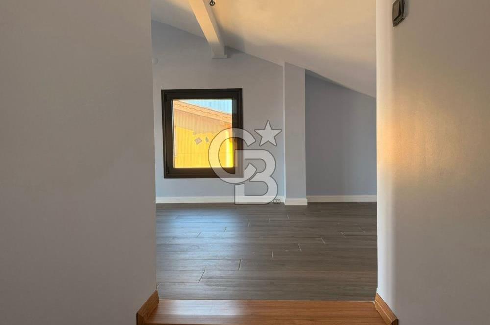 Urla Çeşmealtı Atatürk Mahallesinde Satılık Müstakil Villa