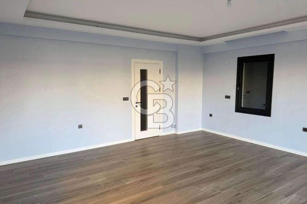 Urla Çeşmealtı Atatürk Mahallesinde Satılık Müstakil Villa