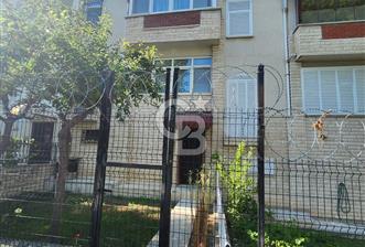BATIKENT SİYASAL 2 SİTESİNDE ANA CADDEDE 5+1 SATILIK TRİPLEKS