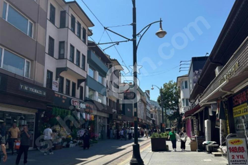 CUMHURİYET CADDESİ'NDE SATILIK KOMPLE BİNA
