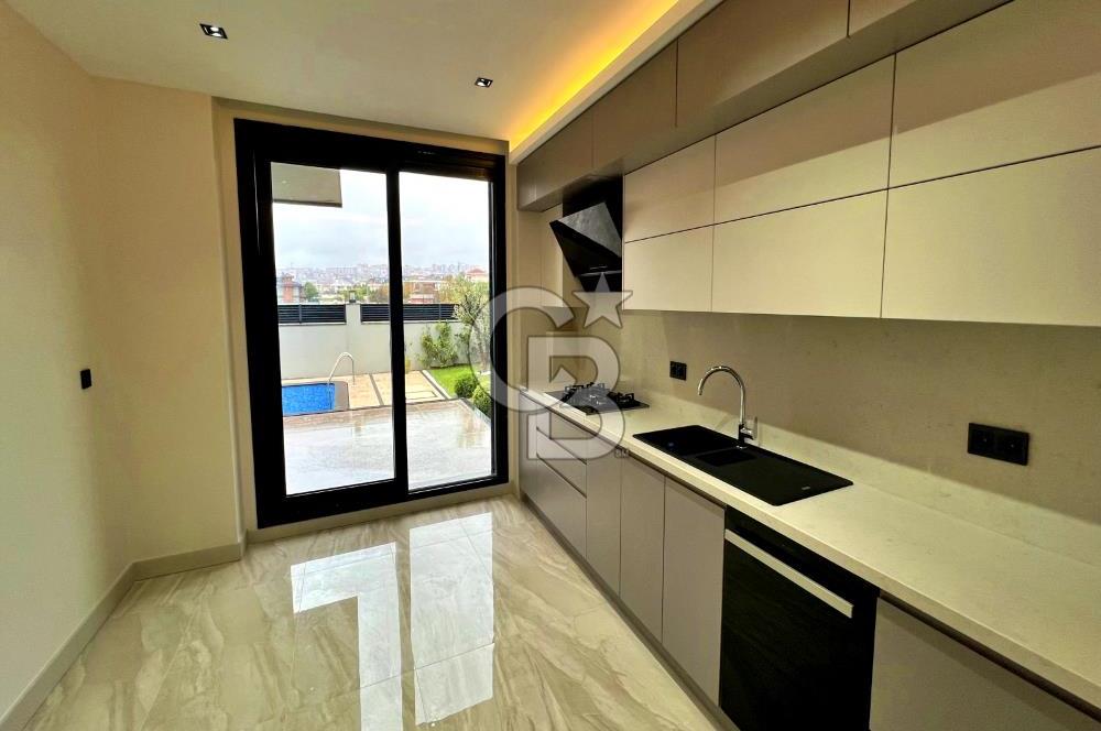 HAFTA SONUNA ÖZEL FİYAT Deniz Manzaralı, Müstakil, Havuzlu Villa
