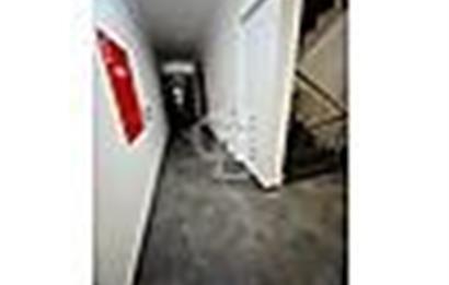 KÜÇÜK ÇİĞLİ'DE HAVUZLU SİTEDE EBEVEYN BANOLU 3+1 KİRALIK DAİRE