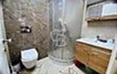 KÜÇÜK ÇİĞLİ'DE HAVUZLU SİTEDE EBEVEYN BANOLU 3+1 KİRALIK DAİRE