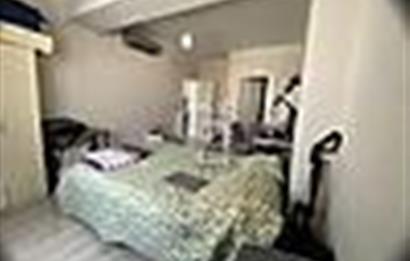 KÜÇÜK ÇİĞLİ'DE HAVUZLU SİTEDE EBEVEYN BANOLU 3+1 KİRALIK DAİRE
