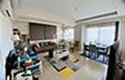 KÜÇÜK ÇİĞLİ'DE HAVUZLU SİTEDE EBEVEYN BANOLU 3+1 KİRALIK DAİRE