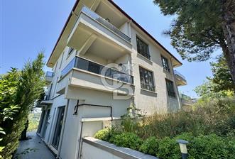 AKKÖY’DE DENİZ MANZARALI, İSKÂNLI, SIFIR 4+1 TRİPLEX VİLLA