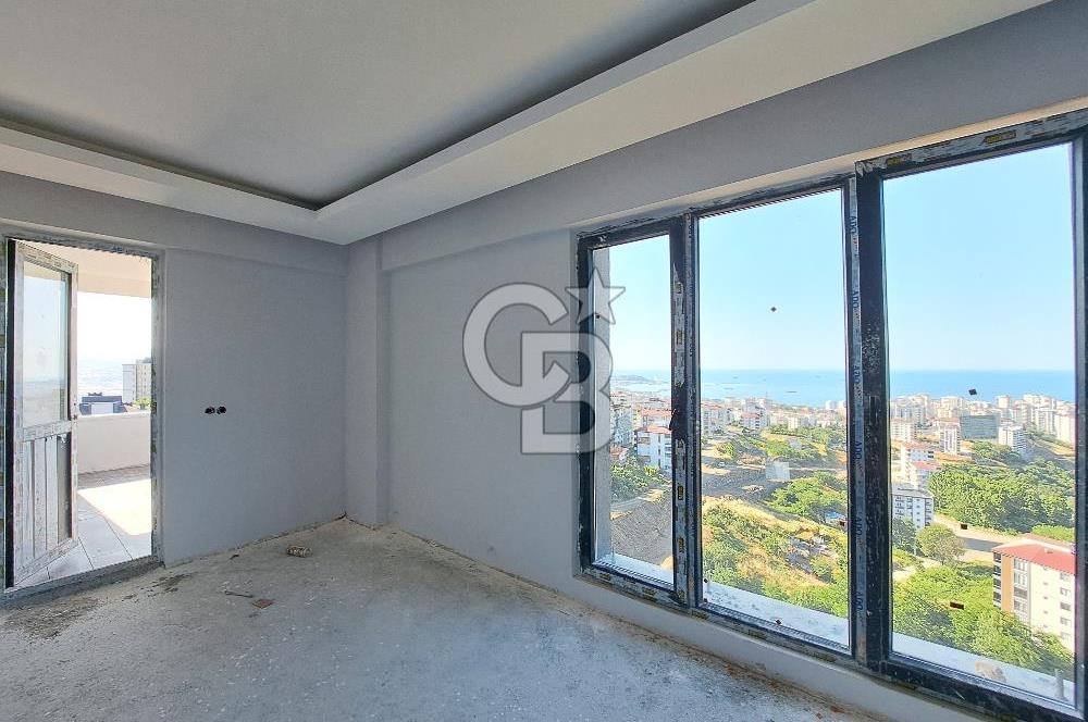 MUHTEŞEM PANORAMİK MANZARAYA SAHİP SATILIK LÜKS 3+1 DAİRE