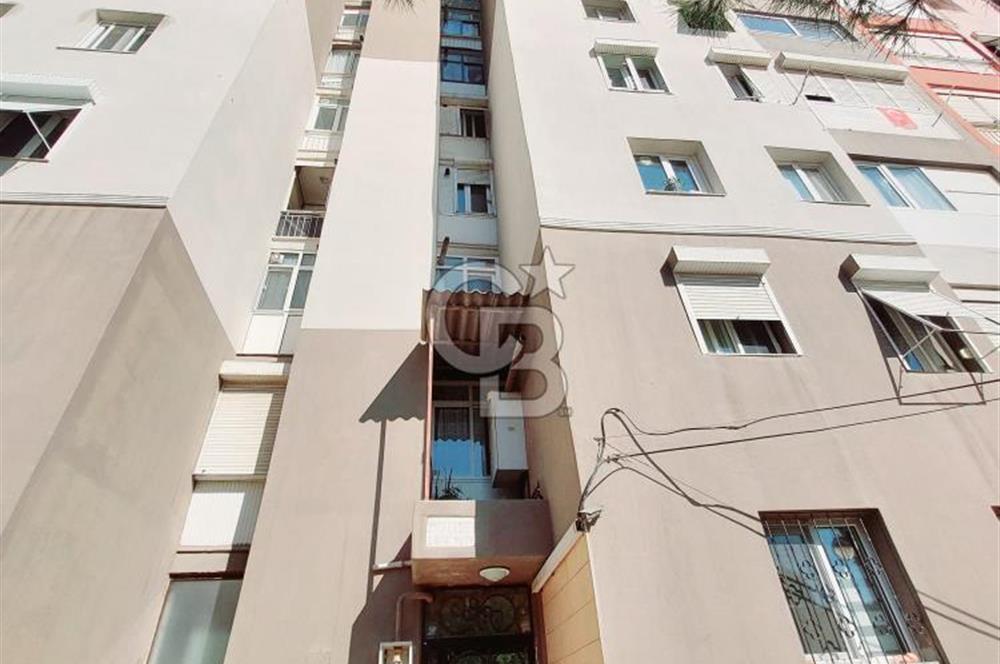İZMİR ÇİĞLİ EGEKENT'TE MUHTEŞEM MANZARALI ARAKAT BÜYÜK 3+1 DAİRE