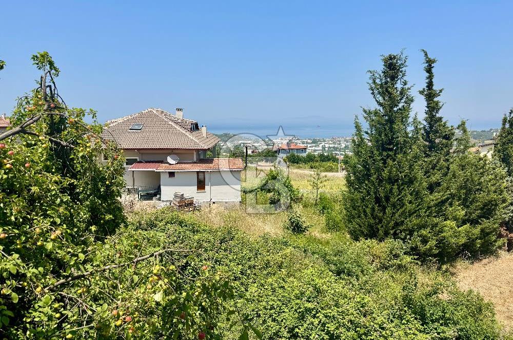 AKKÖY’DE DENİZ MANZARALI, İSKÂNLI, SIFIR 8+2 TRİPLEX İKİZ VİLLA