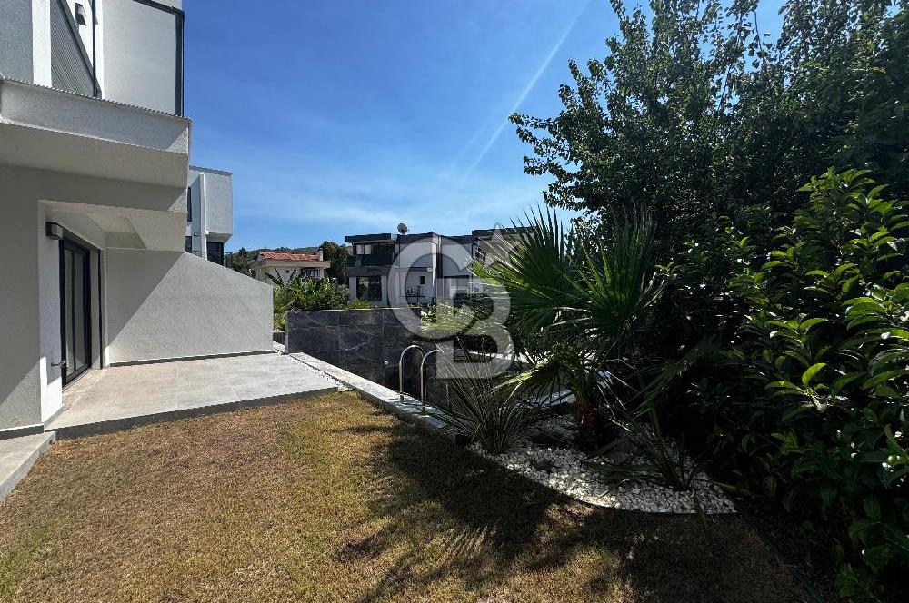 Güzelbahçe'de Kahramandere Macro Yakını Müstakil Havuzlu Villa