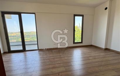 AKKÖY’DE DENİZ MANZARALI, İSKÂNLI, SIFIR 8+2 TRİPLEX İKİZ VİLLA