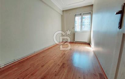 İZMİR ÇİĞLİ EGEKENT'TE MUHTEŞEM MANZARALI ARAKAT BÜYÜK 3+1 DAİRE