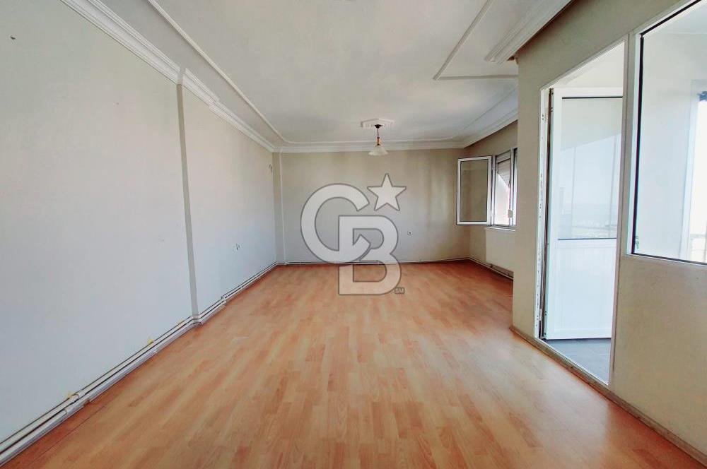 İZMİR ÇİĞLİ EGEKENT'TE MUHTEŞEM MANZARALI ARAKAT BÜYÜK 3+1 DAİRE