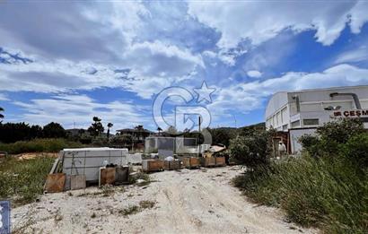 Çeşme Mamurbaba’da Villa İmarlı Çift Cepheli Köşe Arsa 