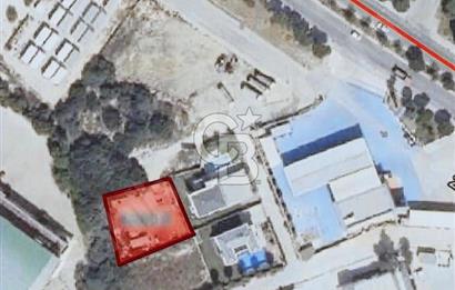 Çeşme Mamurbaba’da Villa İmarlı Çift Cepheli Köşe Arsa 
